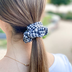 Houndstooth Pattern Hair Scrunchies (set of 2)