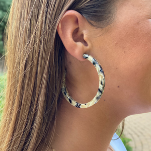 Large lightweight hoop earrings (6 color options)